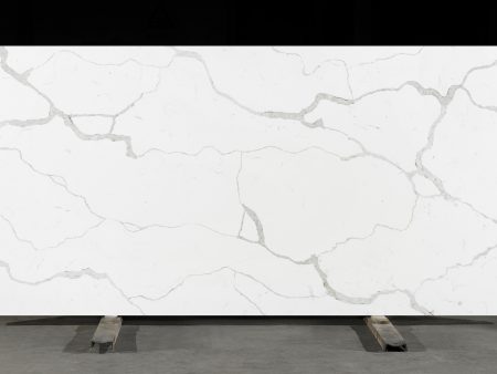 Quartz Stone M01 Calacatta - Image 2